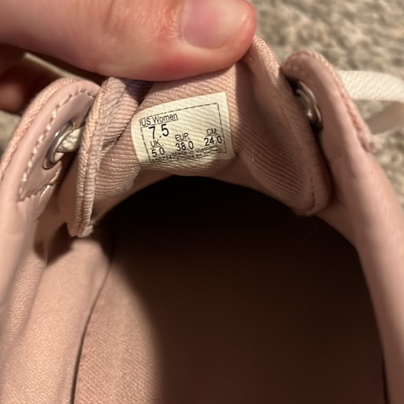 Vanz - Picture 3 of 4